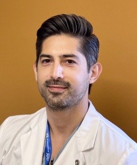 Dr. Roberto Oyervides