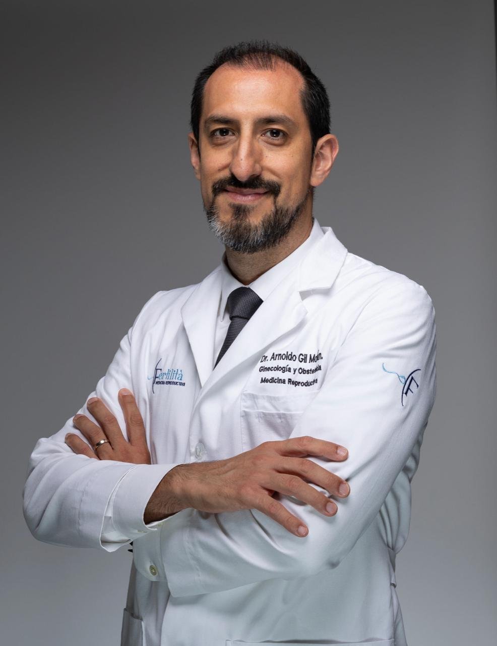 Dr. Arnoldo Gil